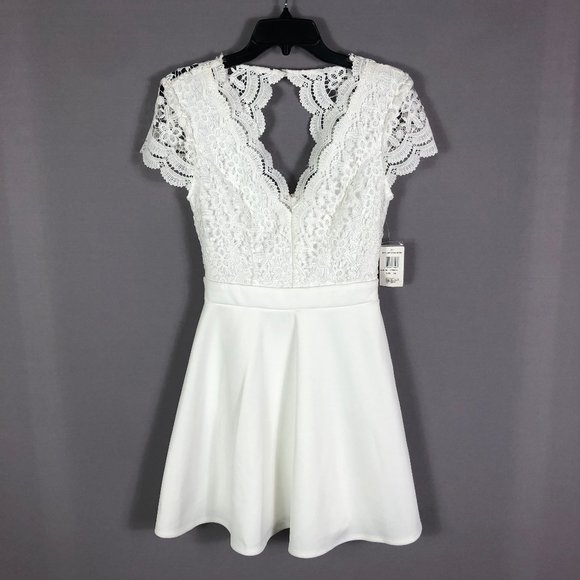 B Darlin Dresses & Skirts - B Darlin White Blue Lace Dress Size 7/8